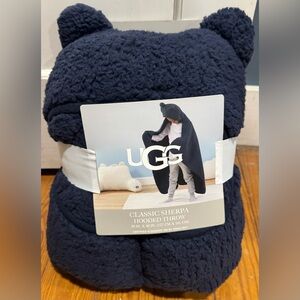 UGG Navy Sherpa Hooded Throw Blanket